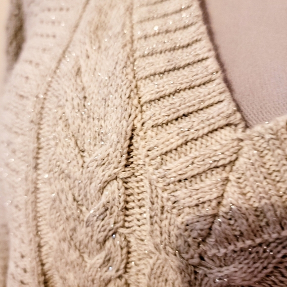 Lane Bryant Cable Knit Pullover V Neck Sweater - Picture 2 of 6